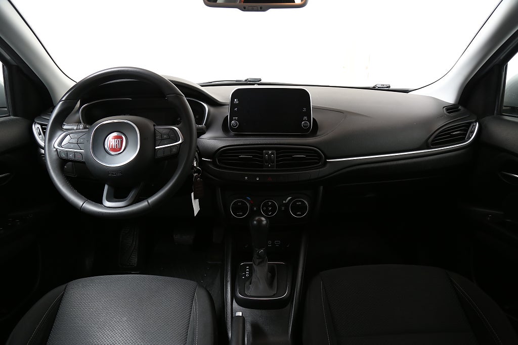 Fiat Tipo 1,6 110hk Lounge Kombi Automat 2018
