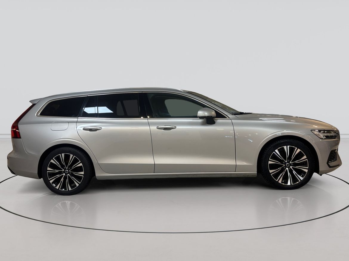 Volvo V60 Core 2023, bild 5/10