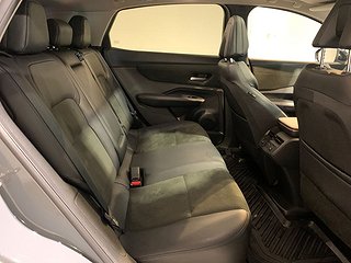 SUV Nissan Ariya 8 av 27