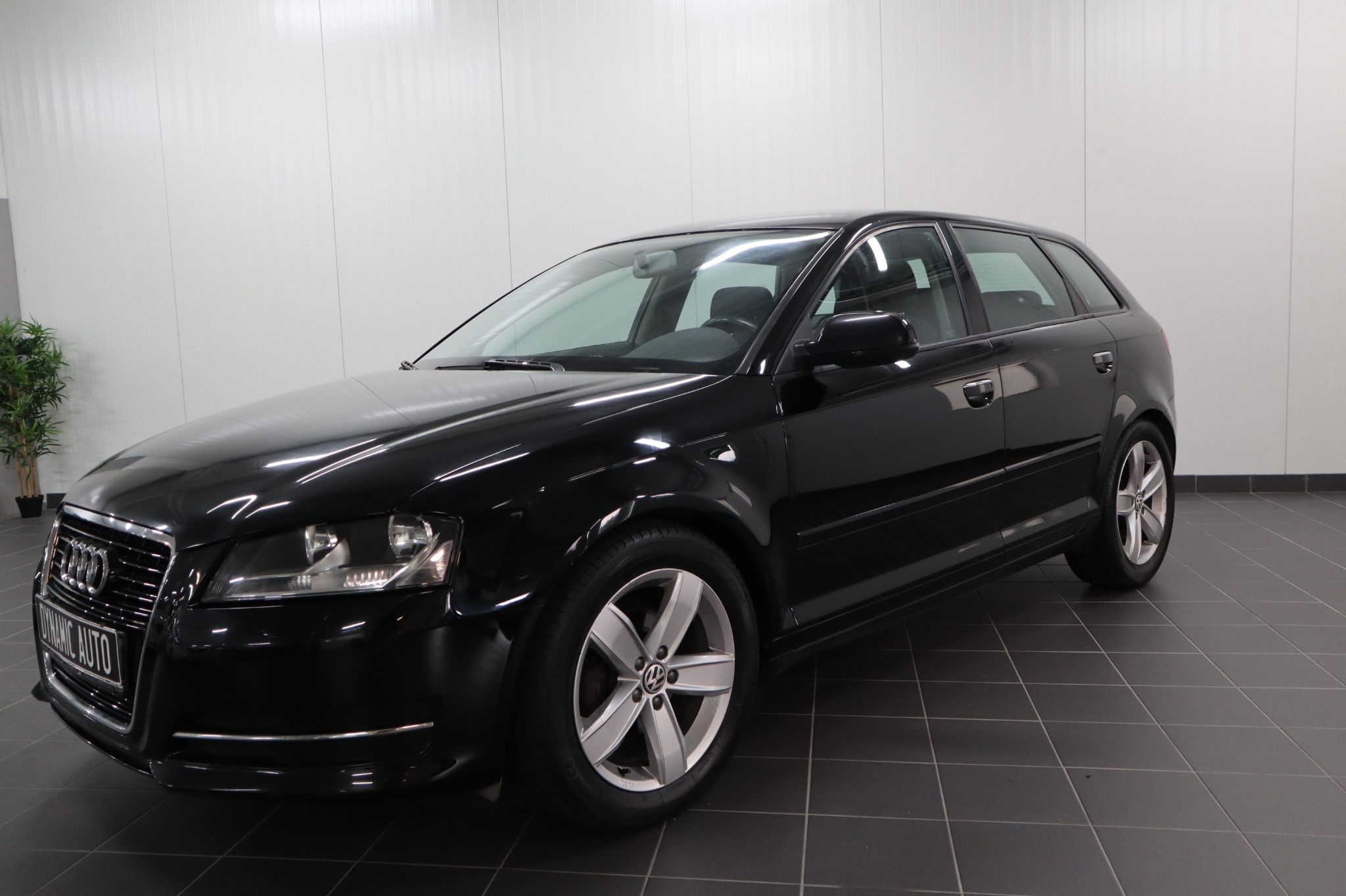 Audi A3 2011, bild 3/39