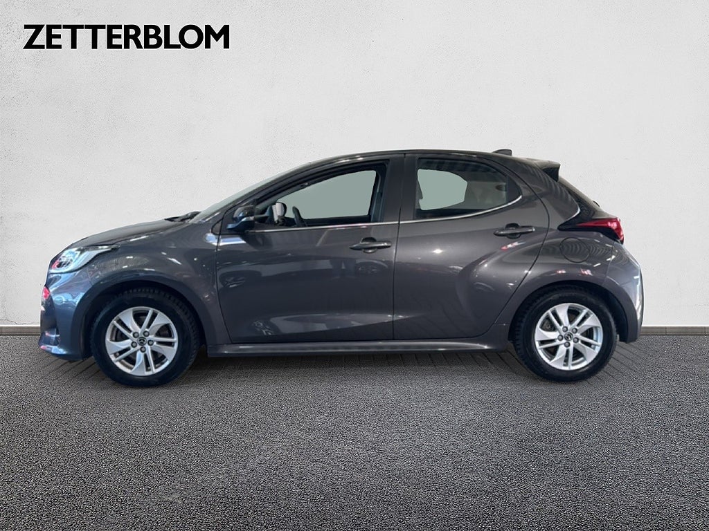 Halvkombi Mazda 2 2 av 14