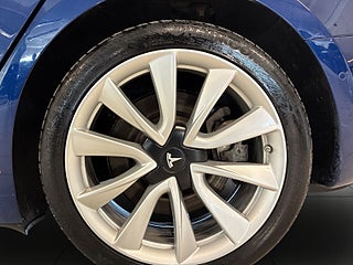 Tesla Model 3 Long Range AWD Panorama Navi B-kamera Rattvärme S&V