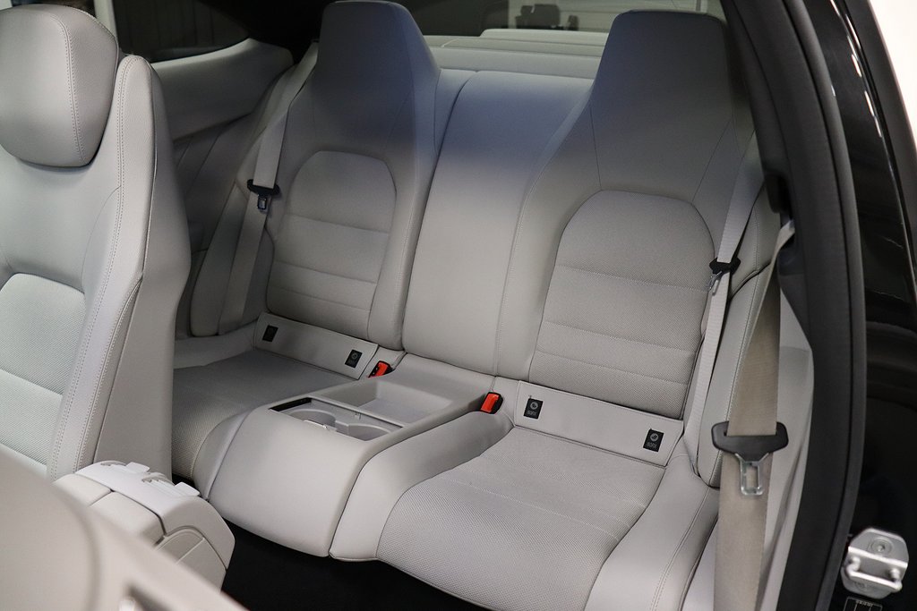 Mercedes-Benz C 220 CDI Coupé BlueEFFICIENCY 7G-Tronic Plus, 170hp, 2012