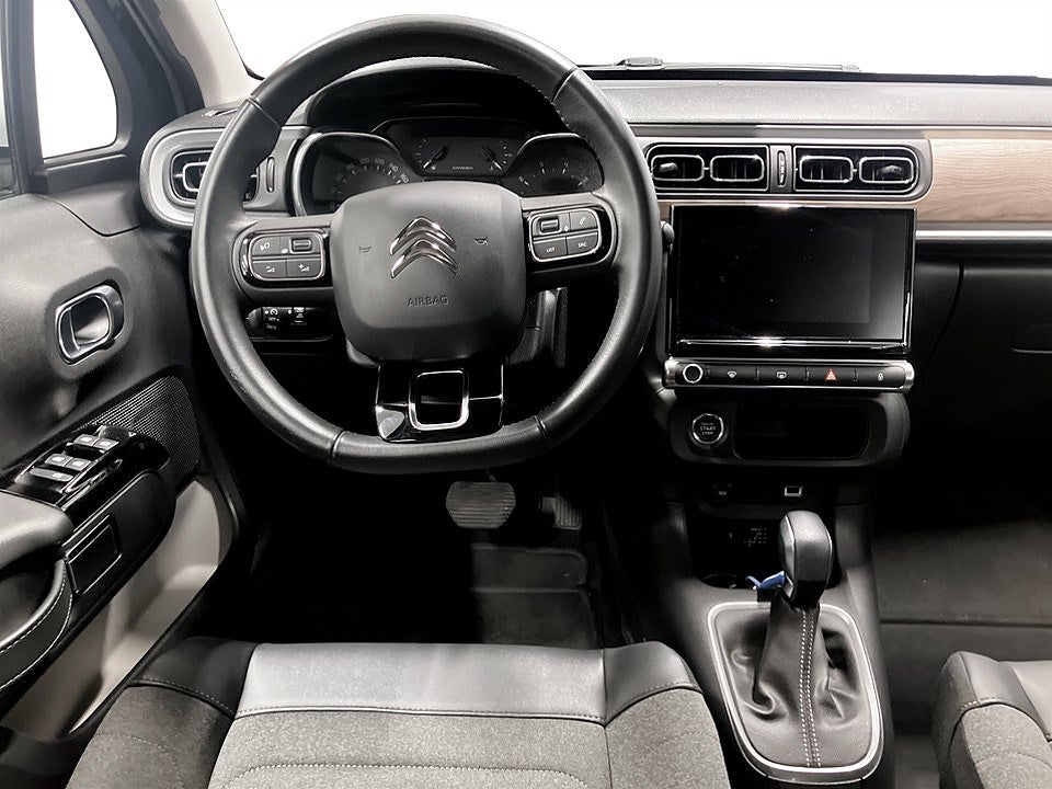 Bild på Citroën C3 Shine 1.2 PT 110hk Aut - B-KAMERA, CARPLAY