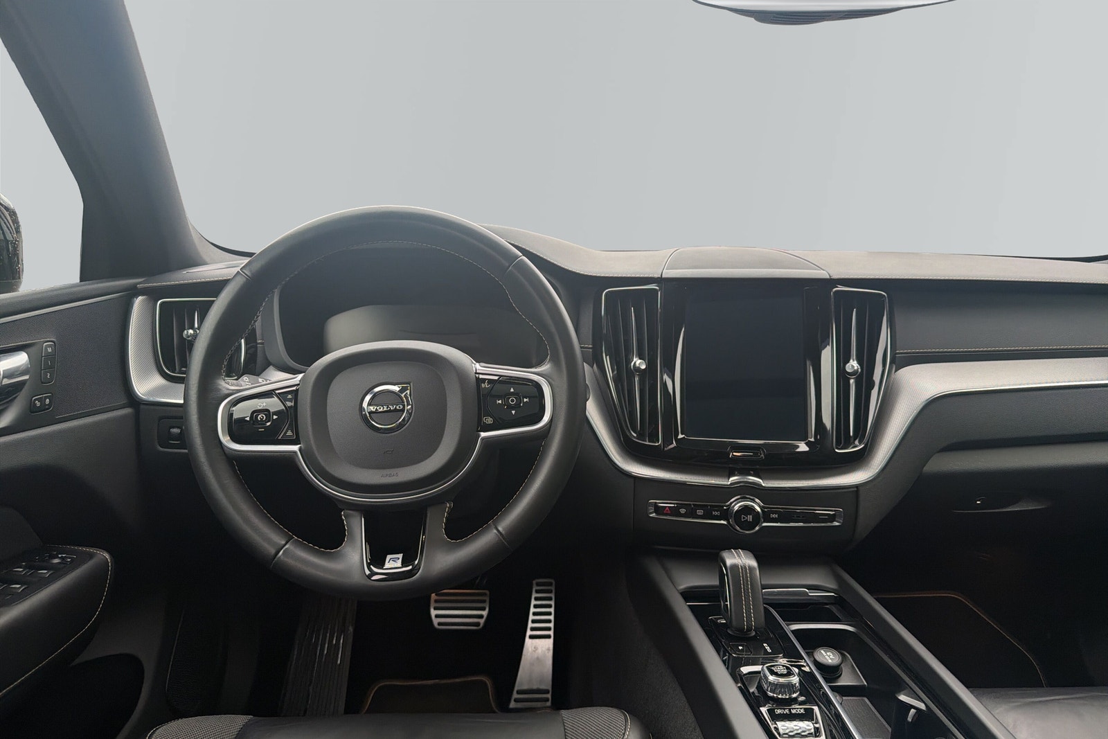 Volvo XC60 B5 AWD Geartronic R-Design Panorama Navi HUD 360 Drag 2020 - miniatyr 12