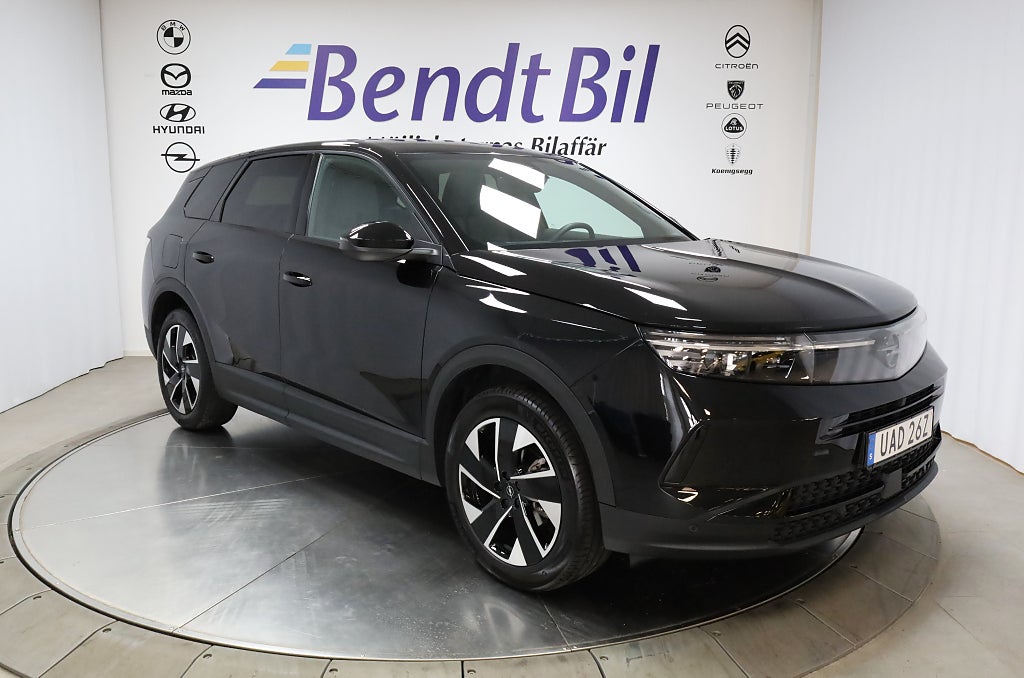 Opel Grandland X Grandland Hybrid 136 eDCT  /  4730 Mil