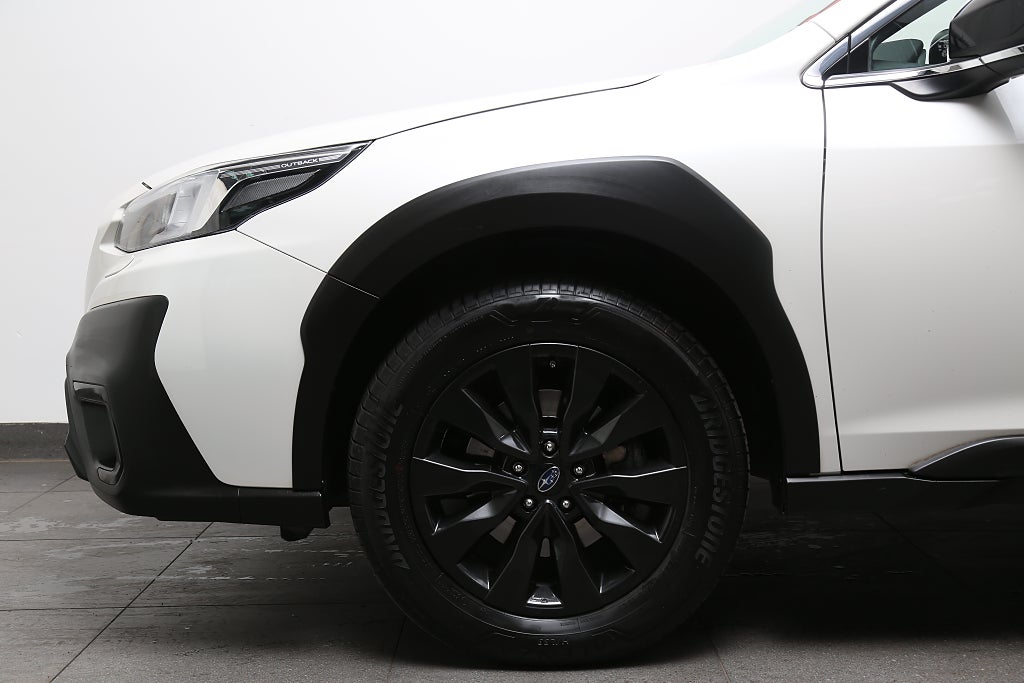 Subaru Outback 2,5i 169hk 4WD XFuel Field AWD Aut Dragkrok 2023