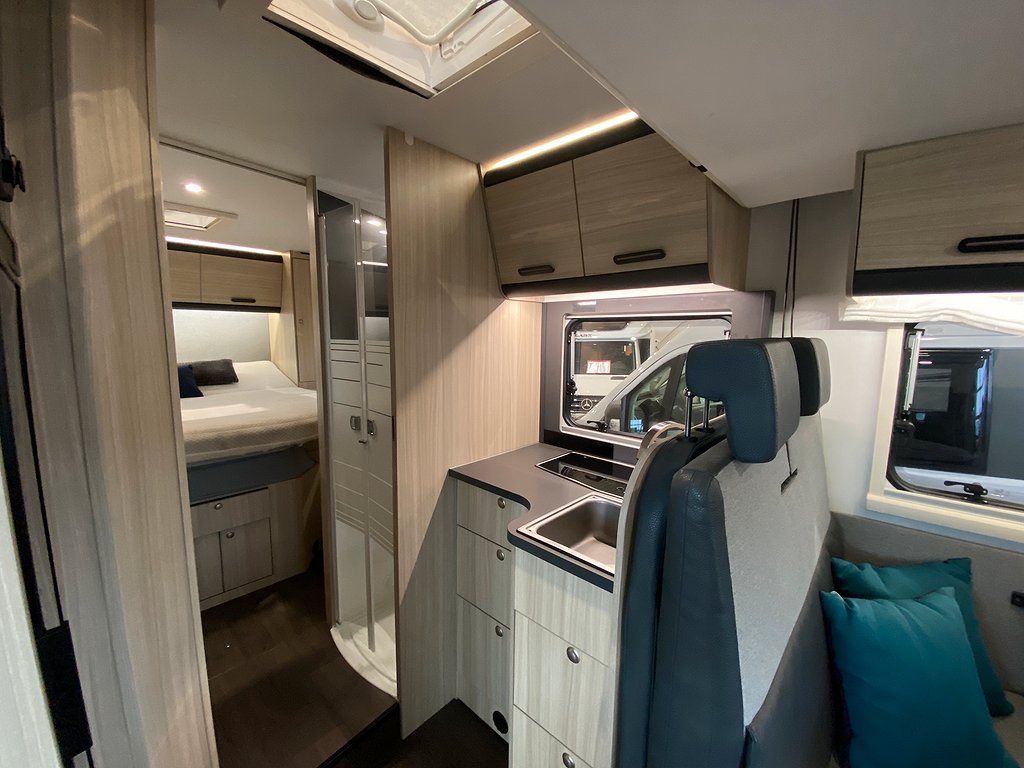 Sun Living S 75 SC / B-körkort / Auto 9-vxl / Solcell / Taksäng - Sun Living