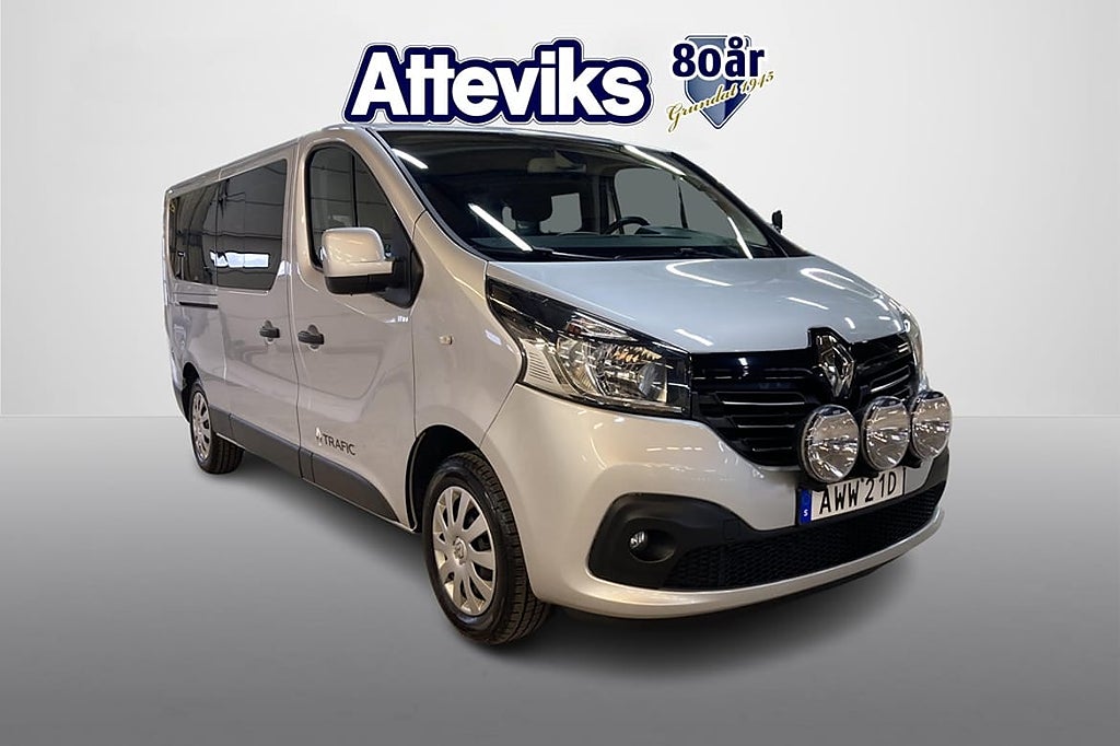 Renault trafic Kombi Passanger | 9 sits