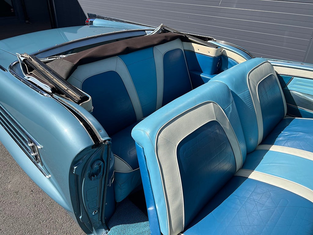 Oldsmobile Ninety-Eight Convertible Coupé 6.1 V8 Hydra-Matic, 4-trinn, 309hk, 1958