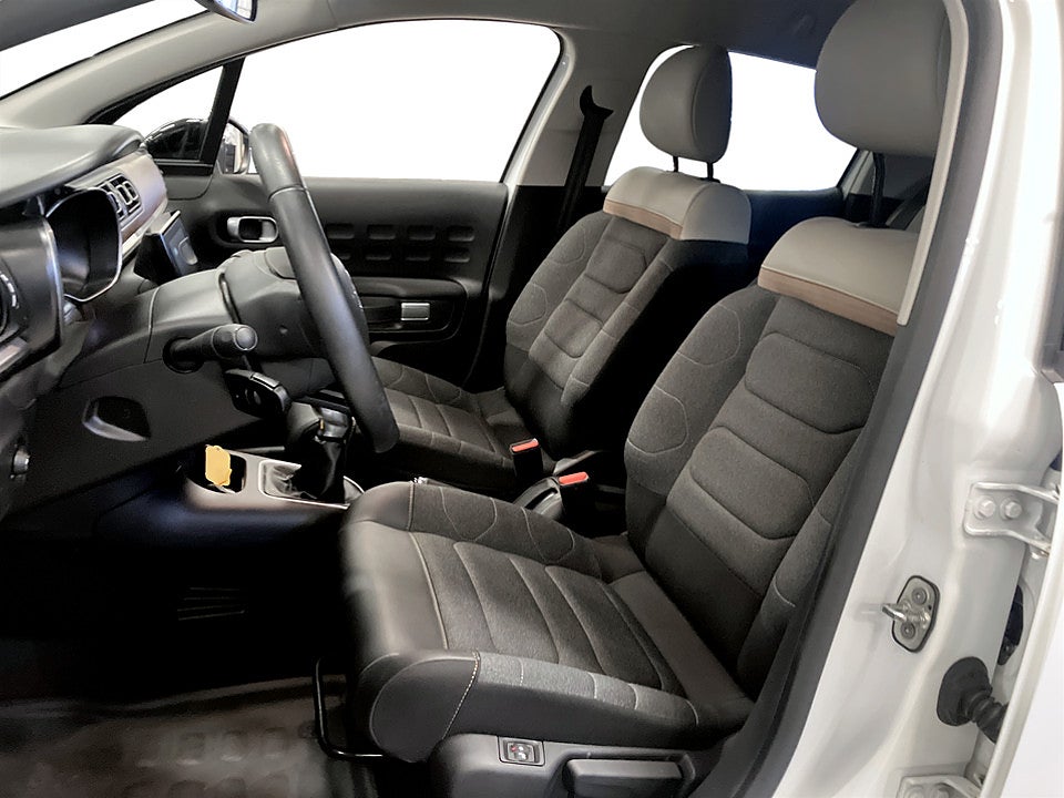 Bild på Citroen C3 Shine 1.2 PT 83hk BACKSENSORER FARTHÅLLARE