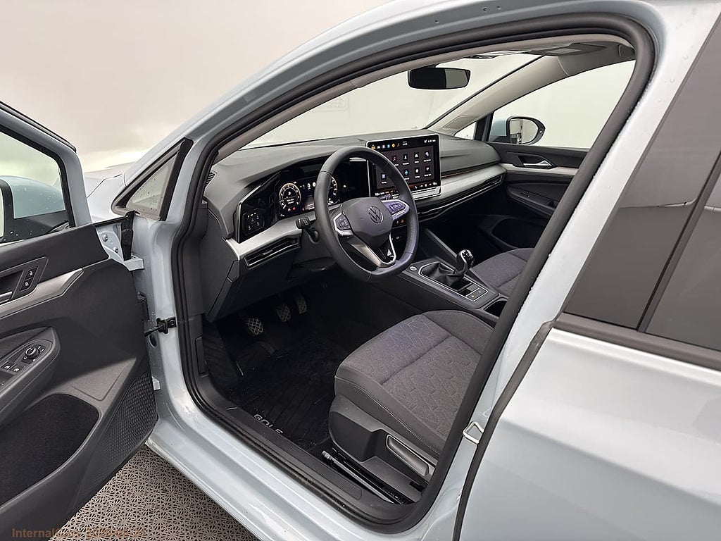 Volkswagen Golf I 1.5 TSI Life Edition, P-värmare 150hk