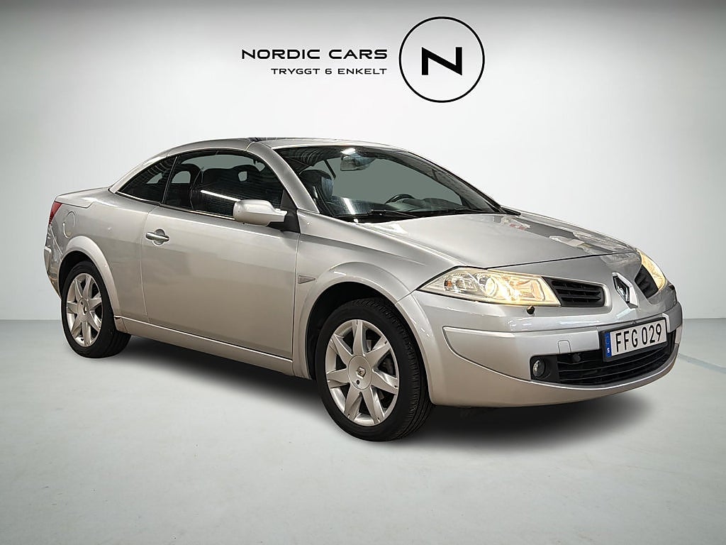 Renault Megane Coupé-Cabriolet 1.6 112 HK 1 Ägare Nybesiktad Cruise