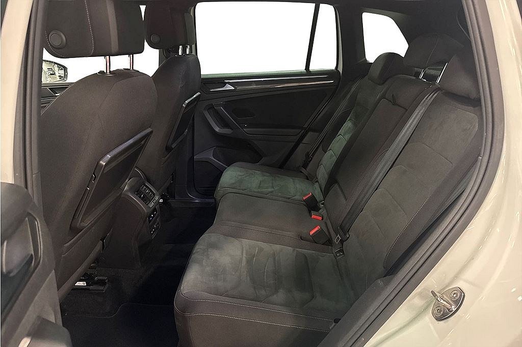 Volkswagen Tiguan 2.0 Tdi 4motion, R-line, Värmare, Cockpit, 360k