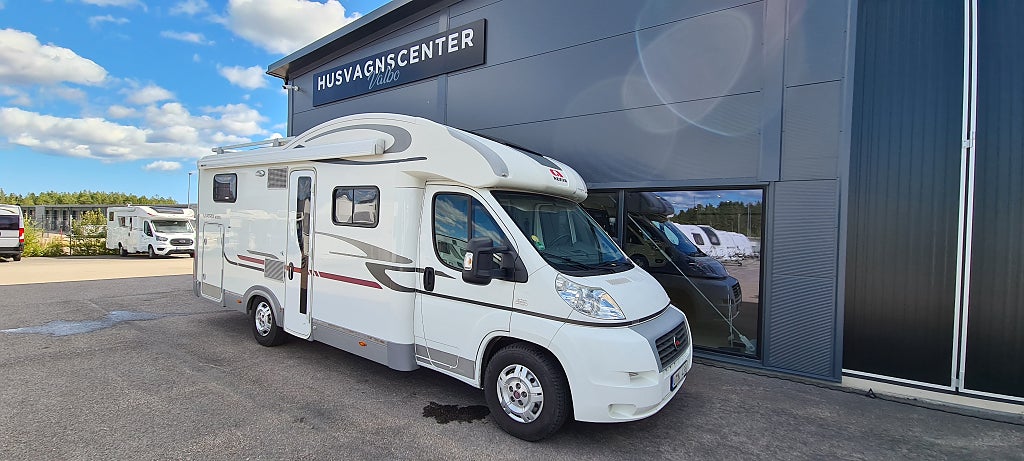 Adria Matrix 680 SL "långbädd"