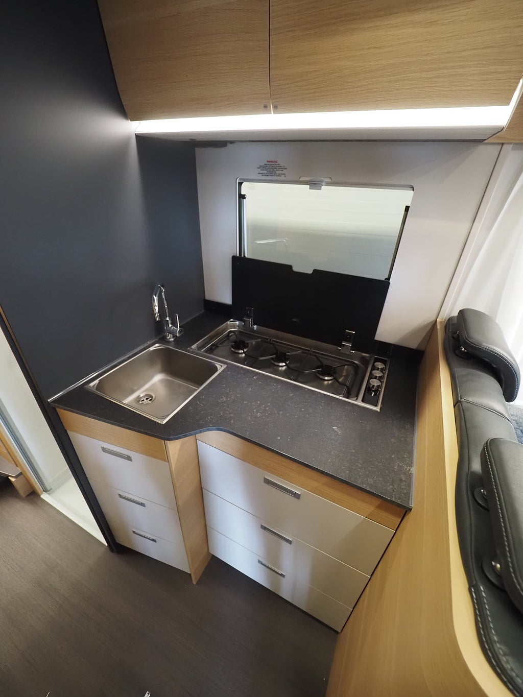 Adria Matrix Axess 670 SL 3500kg I Markis I Cykelställ