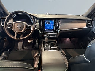 Volvo V90 Recharge T8 AWD R-Design Pro Edition B&W/360/Pano/HuD