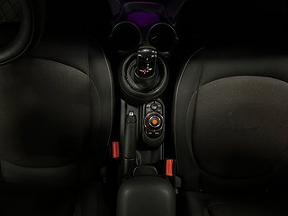 MINI Cooper 3-dörrars DCT Pepper II S&V-däck/Mvärm/Låg skatt