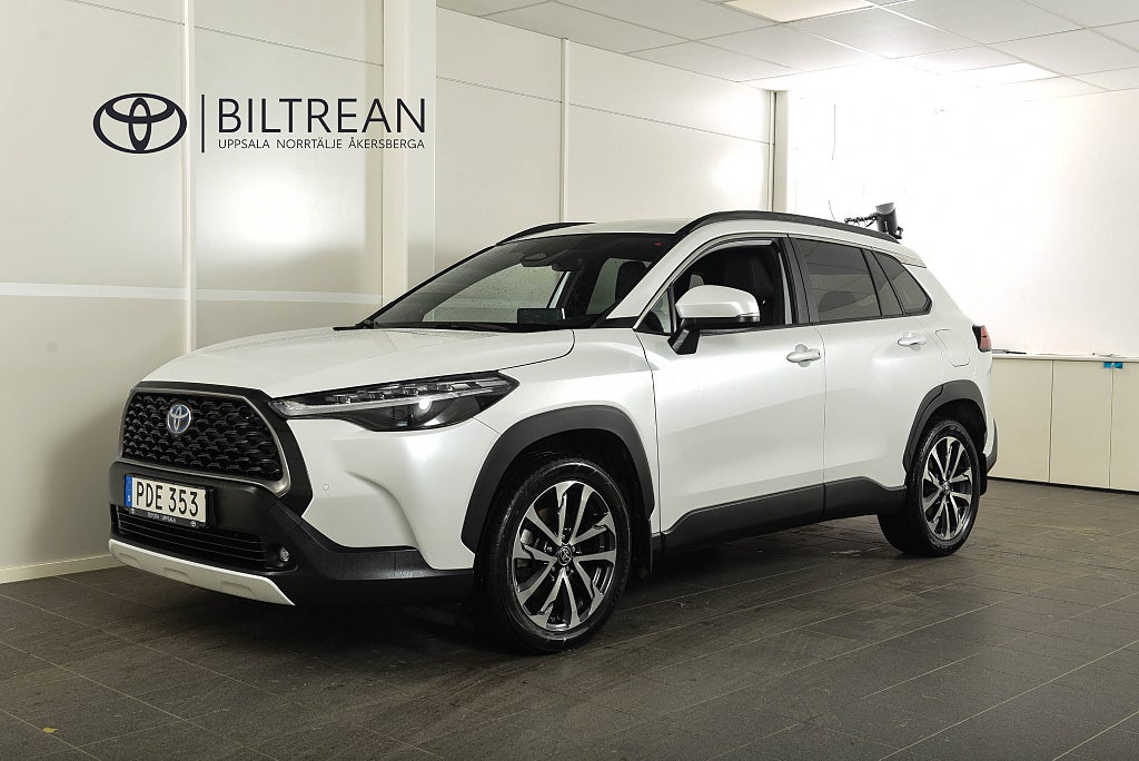 Toyota Corolla Cross 2,0 Elhybrid AWD Executive JBL Drag V-hjul Skinn