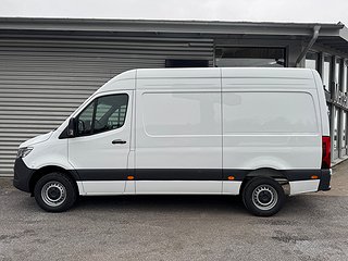 Transportbil - Skåp Mercedes-Benz Sprinter 3 av 22