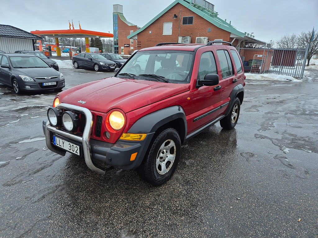 Jeep Cherokee 2.8 CRD 4WD Nybes Drag Navi