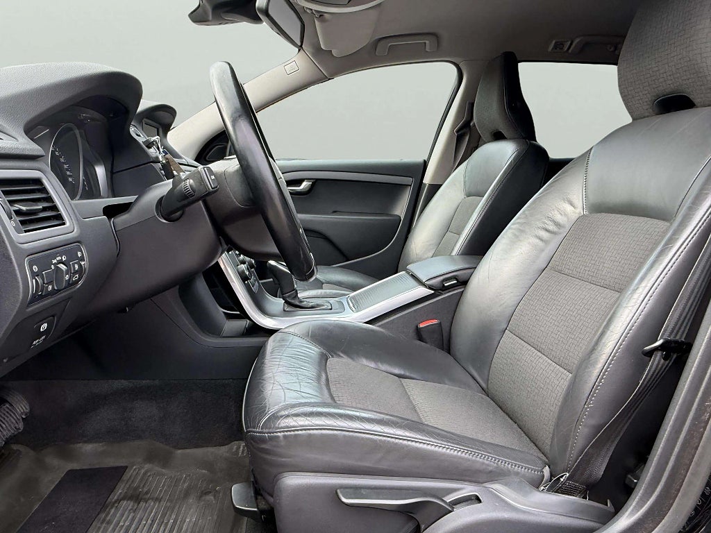 Volvo V70 D2 Geartronic Kinetic Värmare Drag 14900 mil - miniatyr 12