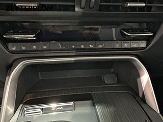 SUV Mazda CX-60 15 av 27