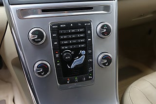 SUV Volvo XC60 19 av 23