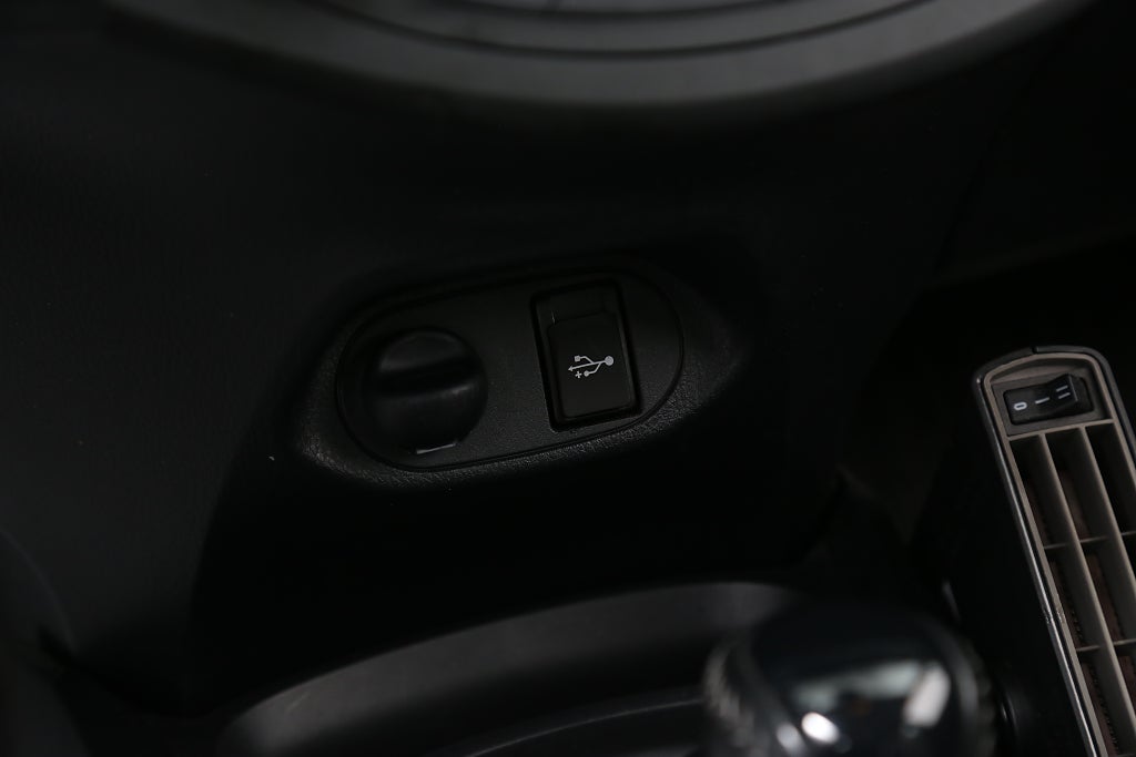 Toyota Yaris 1,5 Hybrid e-CVT Active Aut 5d Motorvärmare 2020