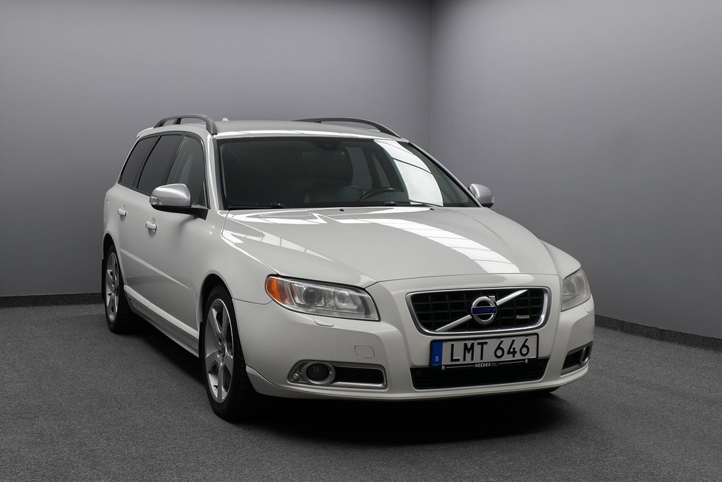 Volvo V70 D5 AWD R-Design 205hk Keyless Värmare Skinn Drag