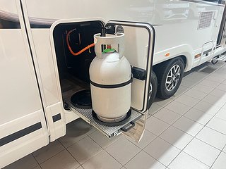 Husbil-integrerad Kabe IMPERIAL 910 QB 9 av 31