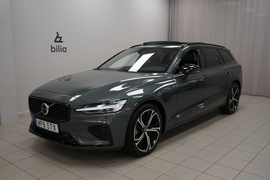 Volvo V60 T6 Plus Dark Nordic Edition | HarmanKardon | 36...