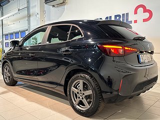 MG 3 Hybrid+ Luxury Metallic 360° GPS Pvärm S/V-hjul MOMS