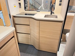 Husvagn, 1-axl Adria ACTION 391 LH 10 av 20