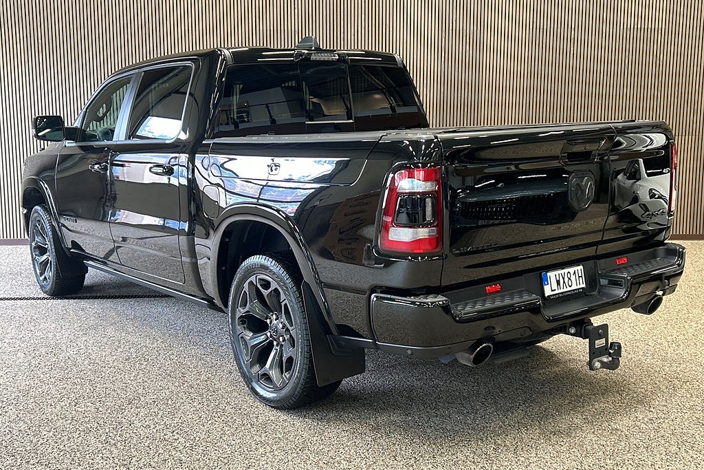 Dodge RAM 1500  5.7 V8 HEMI 4x4 Limited Night Rambox Delad lucka