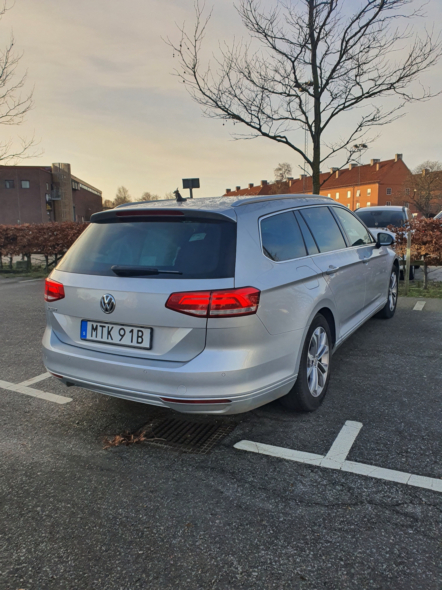 Volkswagen Passat 2018, bild 4/44