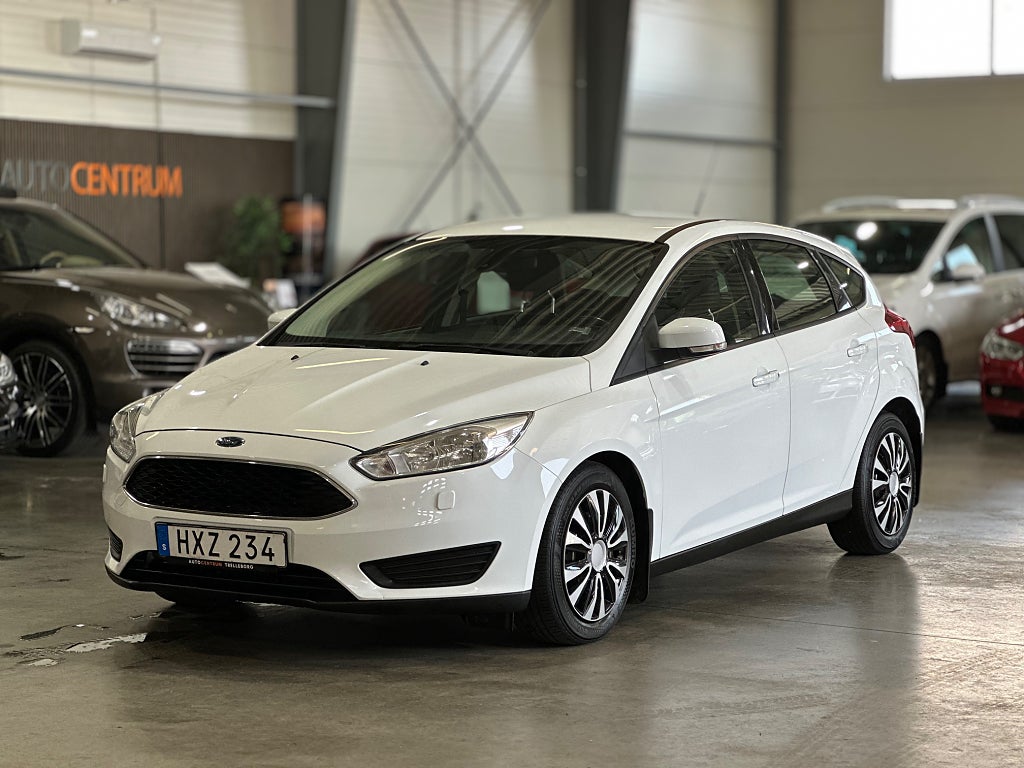 Ford Focus 1.5 TDCi ECOnetic Trend P-Sensorer 105hk