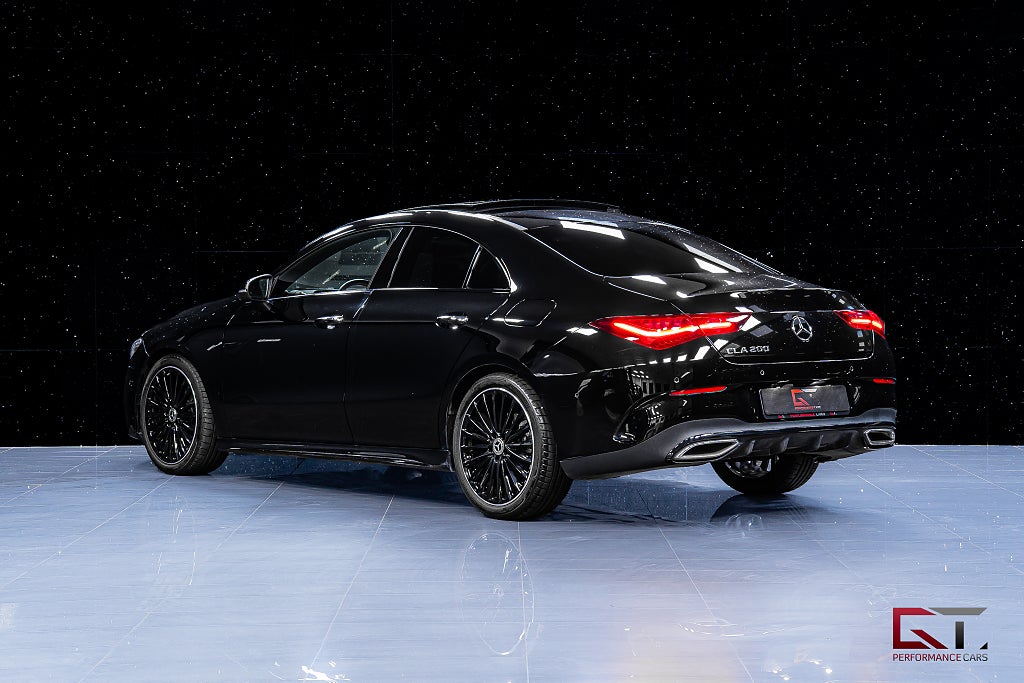 Mercedes-Benz CLA 200 AMG 2026 Pano Värmare ACC 360° Keyless Nightpackage