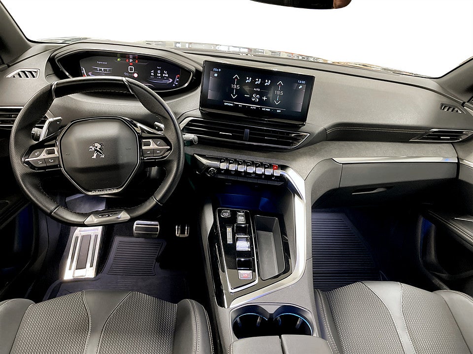 Bild på Peugeot 3008 GT 1.2 PT 130hk Aut B-KAMERA CARPLAY