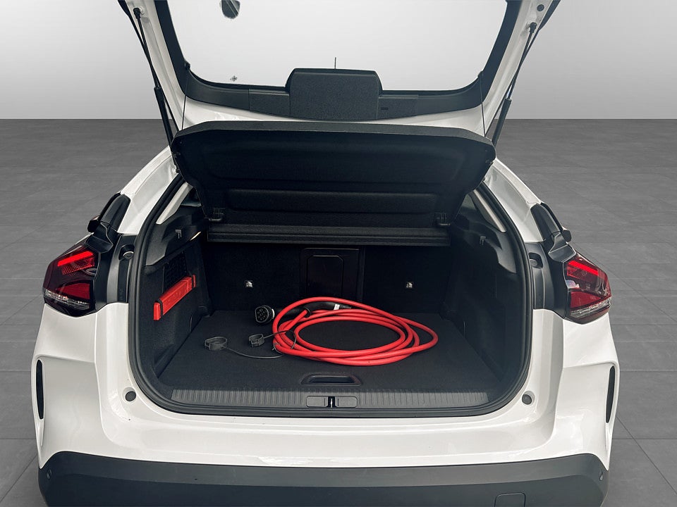 Bild på Citroën e-C4 Shine ELECTRIC 50kWh 136hk Aut B-KAMERA RATTVÄRME