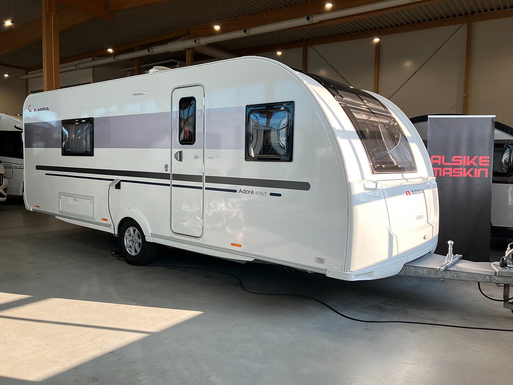 Adria Adora 613 UT / Mover / Queenbed / Alde / - Adria