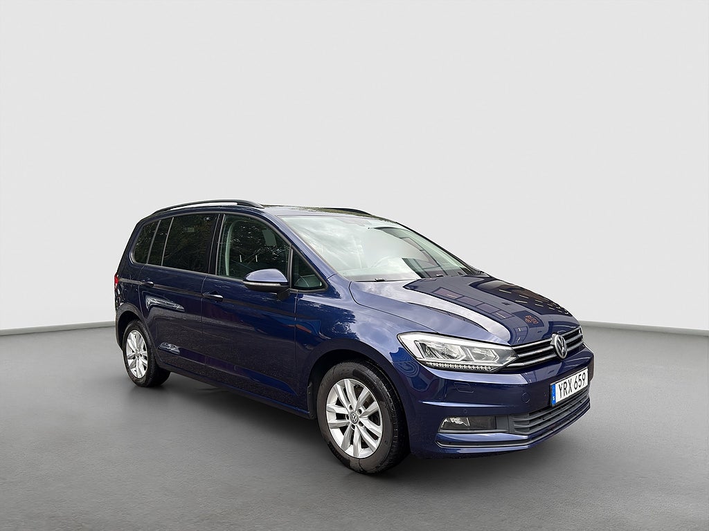 Volkswagen Touran 7-Sits 1.2 TSI 110hk Carplay B-Kamera 1 Ägare V-Hjul