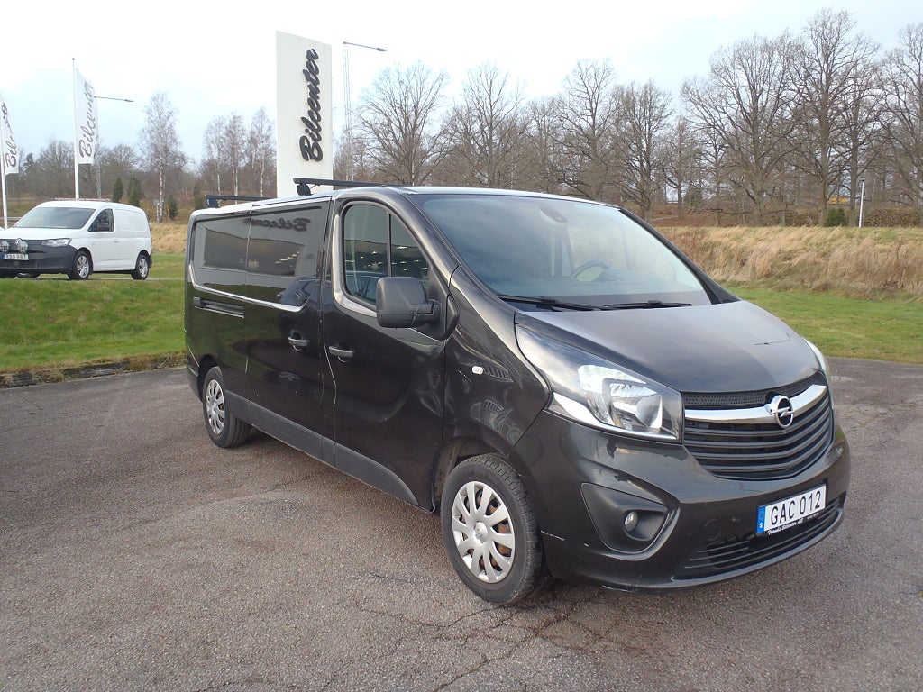 Opel Vivaro 1.6 CDTI BIturbo 120hk Euro 6 L2, GPS, Värmare, Drag
