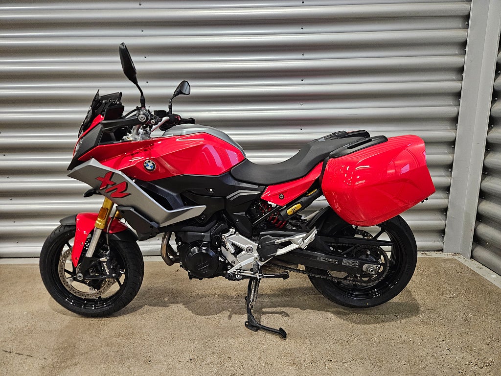 BMW Motorrad F 900 XR 