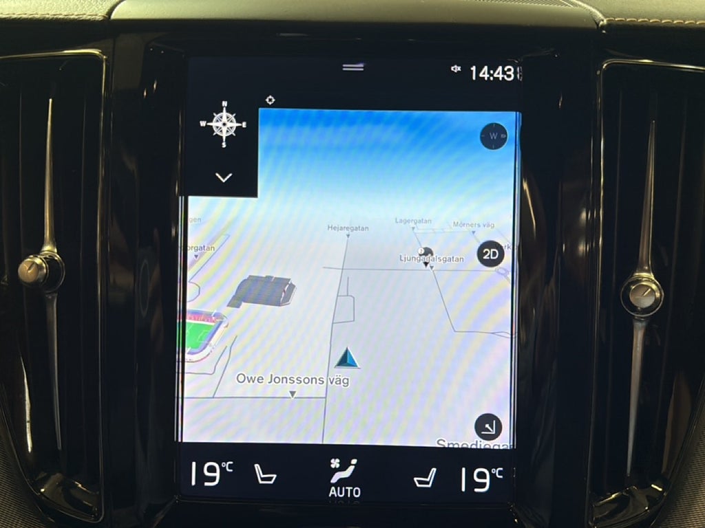 Volvo XC60 B4 AWD 197hk R-Design Geartronic Drag/Navi/Backkamera – bild 11