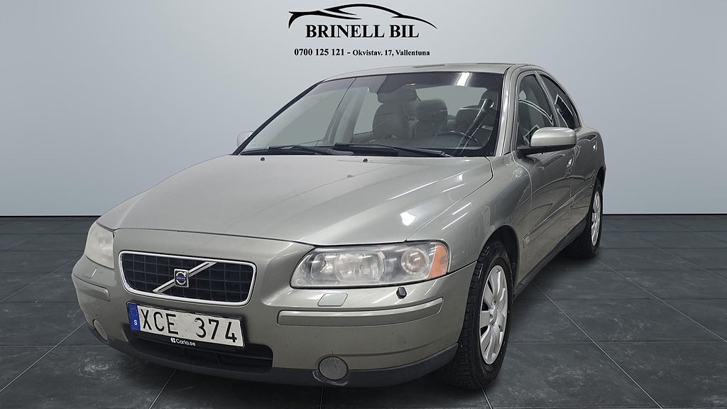 Volvo S60 2.4  Automatisk NY BESIKTAD NY SERVAD