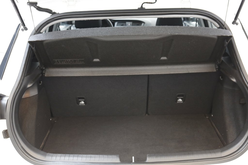 Hyundai i20 1,4 Premium 101hk 5D Panorama Kamera 2016