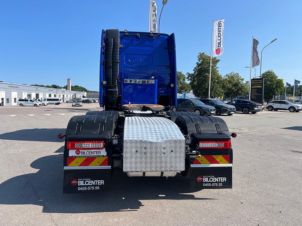 Volvo FH13 540 6x4 Dragbil Lyftbar Tandem Axel, Hydraulik, Fullutrust.