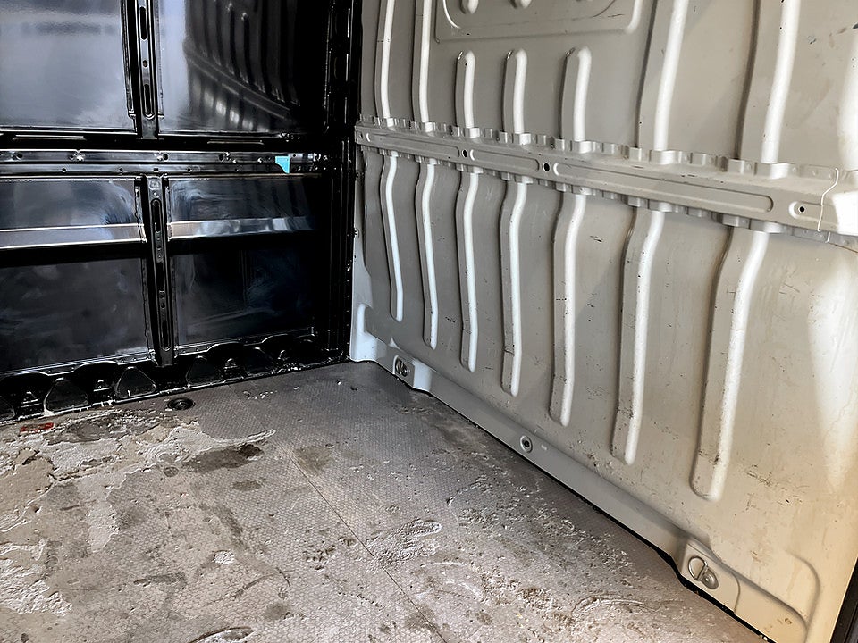 Bild på Peugeot Boxer Van 335 PRO+ 2.2 BHDi 165hk L3H2 B-KAMERA DRAG