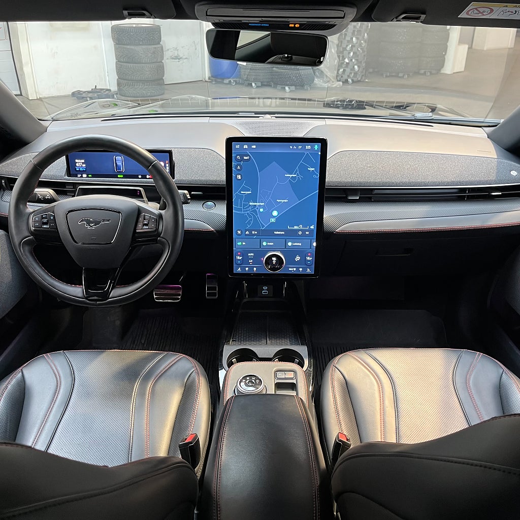 Ford Mustang Mach-E Long Range AWD Titanium Carplay 360° B&O Drag